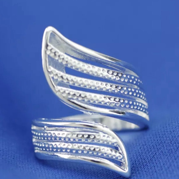 Beautiful 925 Silver Ring! - Picture 5 of 7